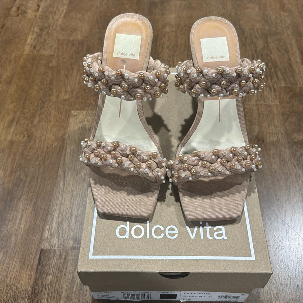 Dolce Vita Blush Paily Pearl Heels, Lightly Worn